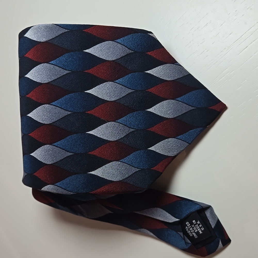Grateful Dead "Anthem of the Sun" Fifth Set necktie.  Vintage Y2K